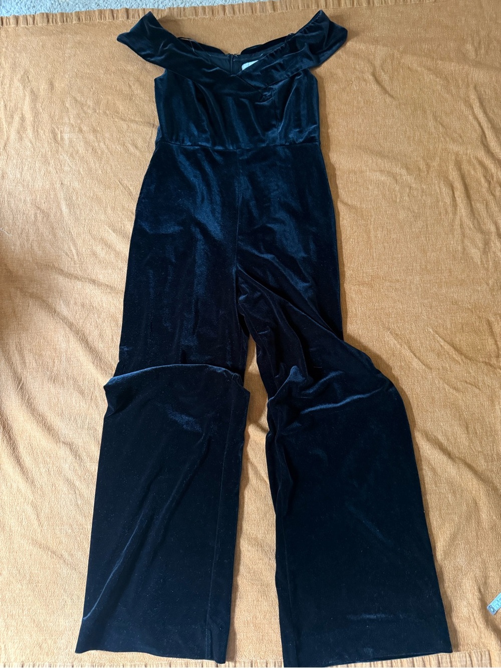 Gibson Latimer Black Velvet Dressy Jumpsuit Size Small